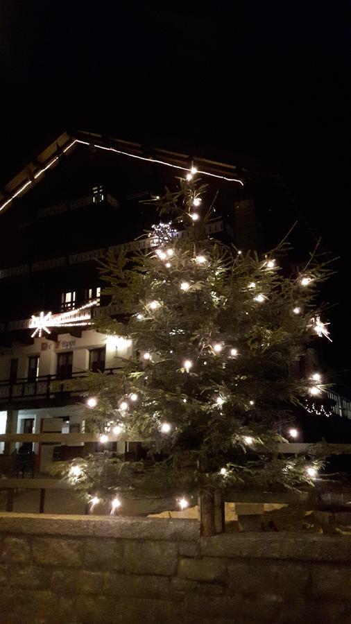 Hotel Casa Alpina De Filippi Macugnaga Zewnętrze zdjęcie