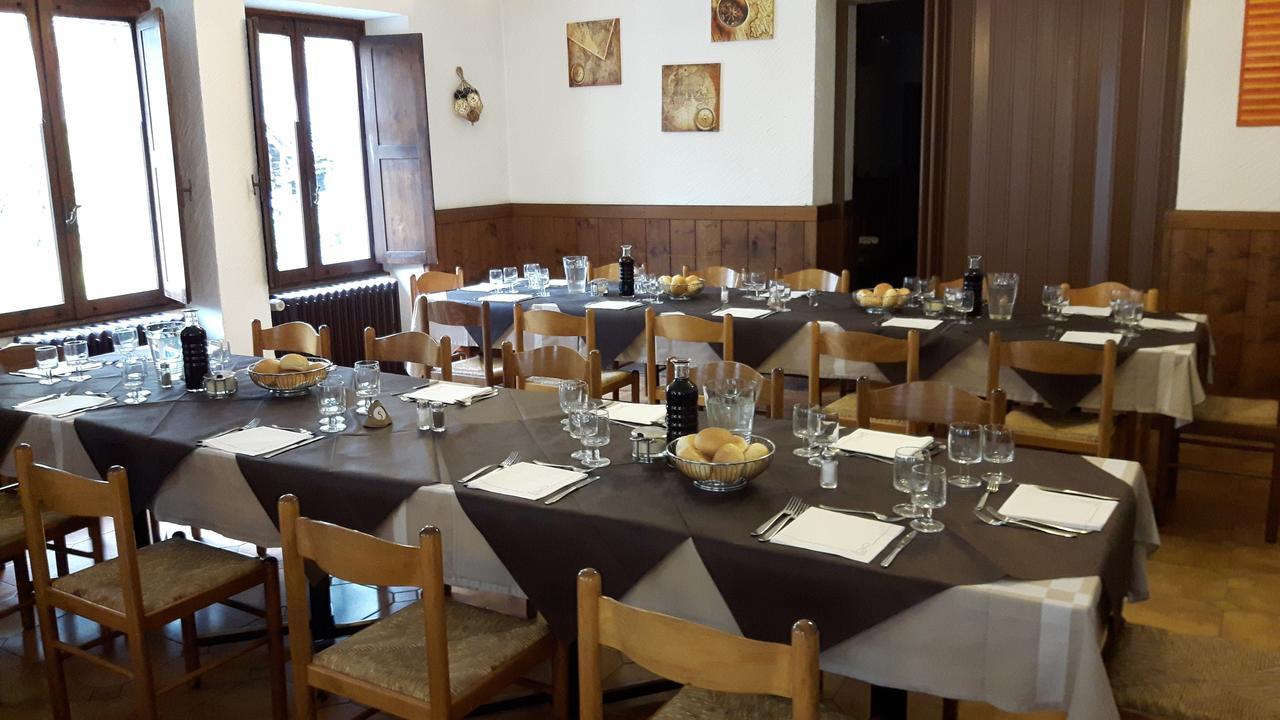 Hotel Casa Alpina De Filippi Macugnaga Zewnętrze zdjęcie