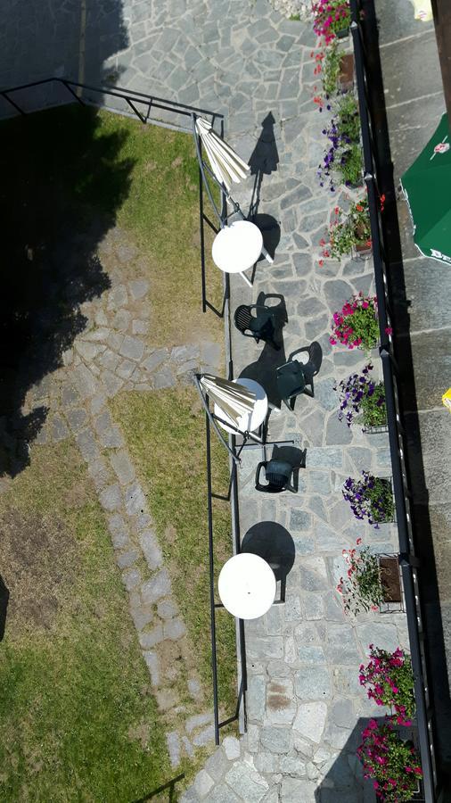 Hotel Casa Alpina De Filippi Macugnaga Zewnętrze zdjęcie